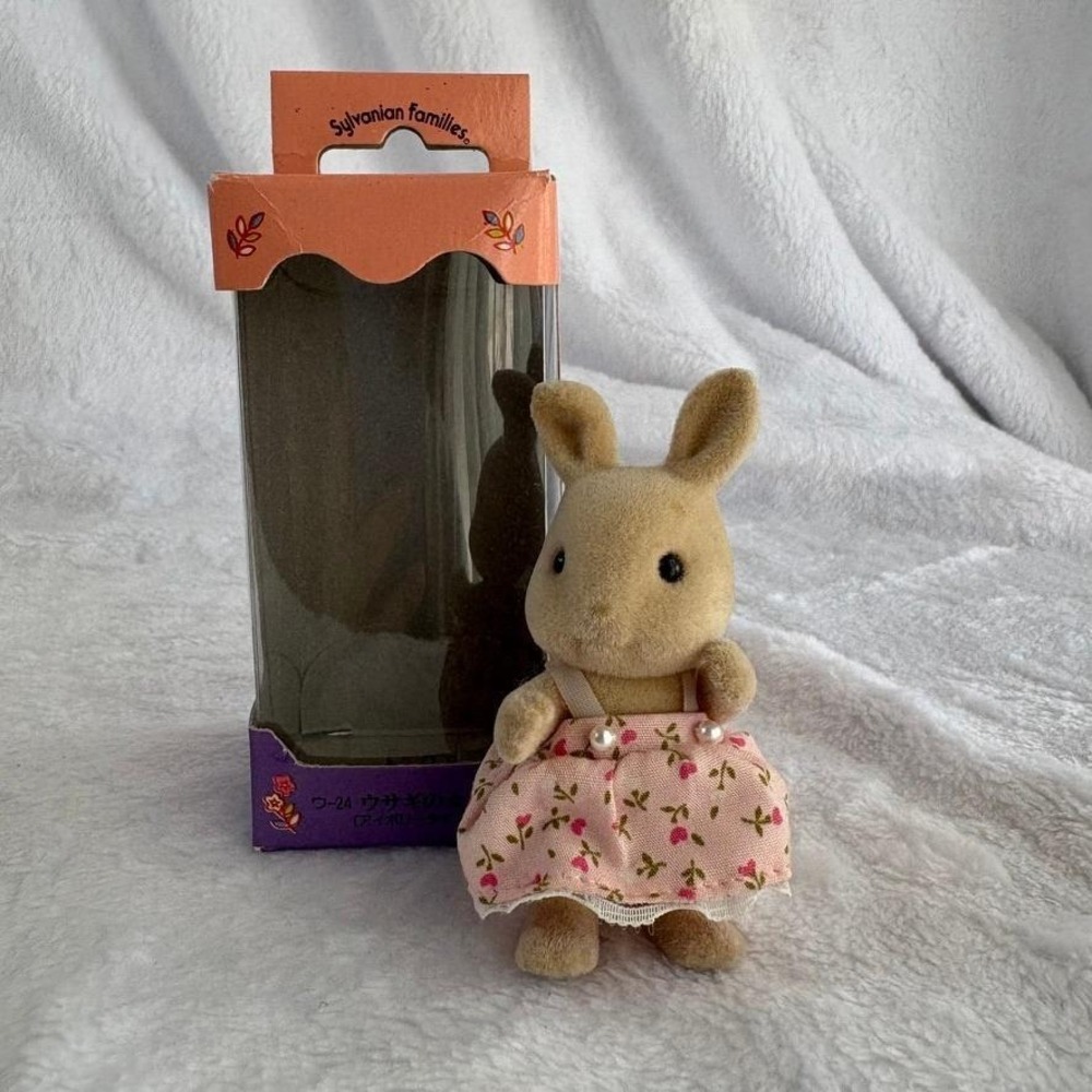 Sylvanian Families Ivory Rabbit Girl Doll Figure Toy Floral Pink Dress EPOCH
